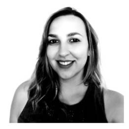 אנג'לה זבאניצקי מדריכת פילאטיס